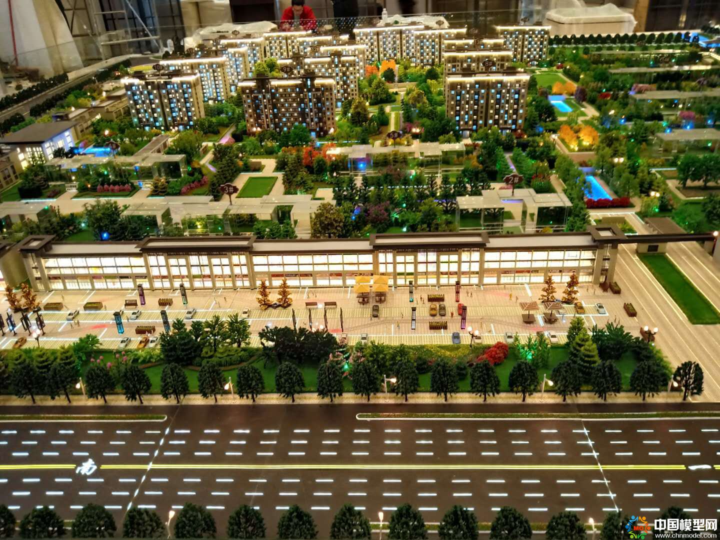 樓盤沙盤模型制作、別墅沙盤模型制作、城市規(guī)劃沙盤制作、建筑模型設計制作、工業(yè)模型設計制作、數(shù)字多媒體沙盤制作