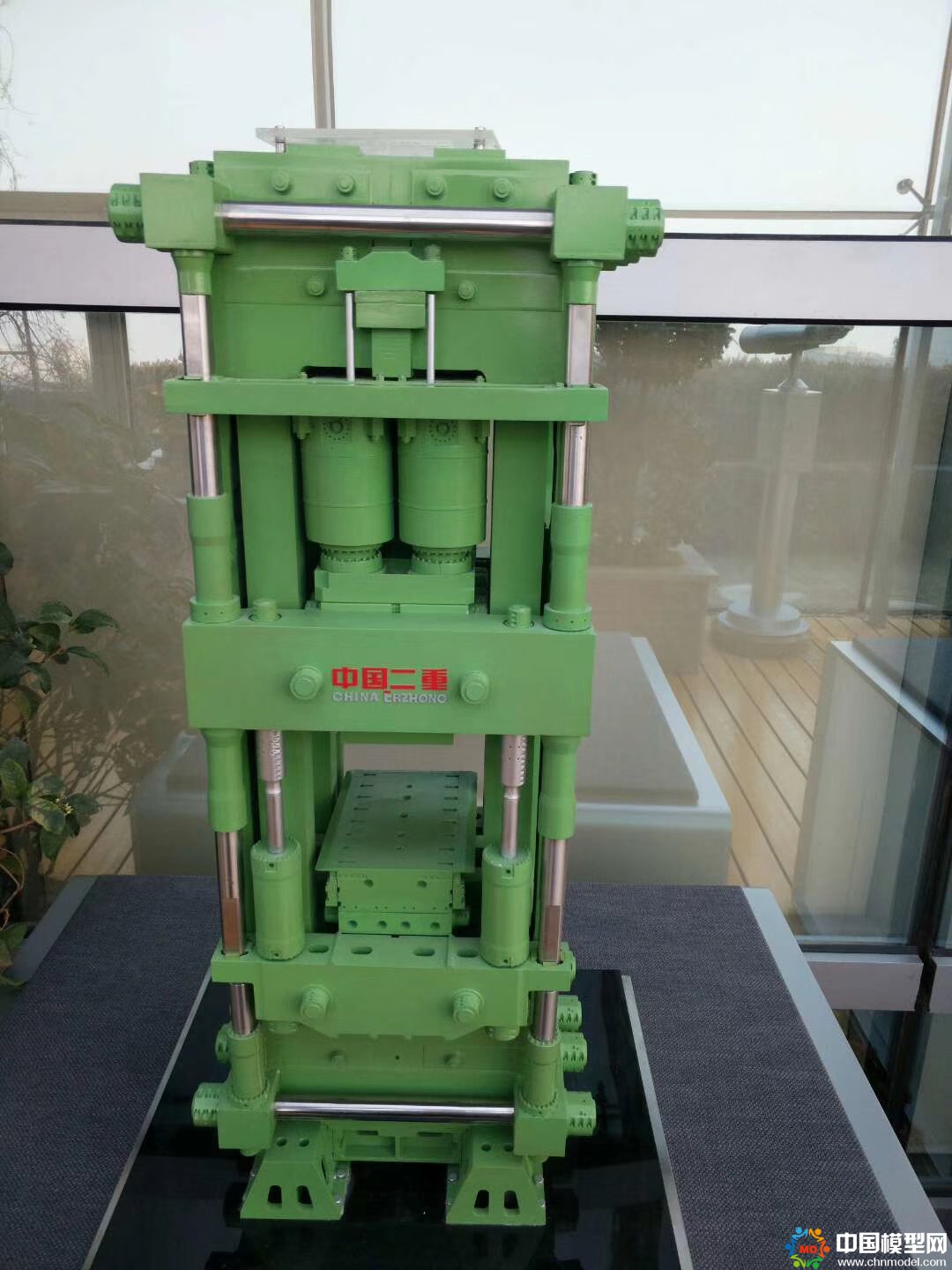 樓盤沙盤模型制作、別墅沙盤模型制作、城市規(guī)劃沙盤制作、建筑模型設(shè)計(jì)制作、工業(yè)模型設(shè)計(jì)制作、數(shù)字多媒體沙盤制作