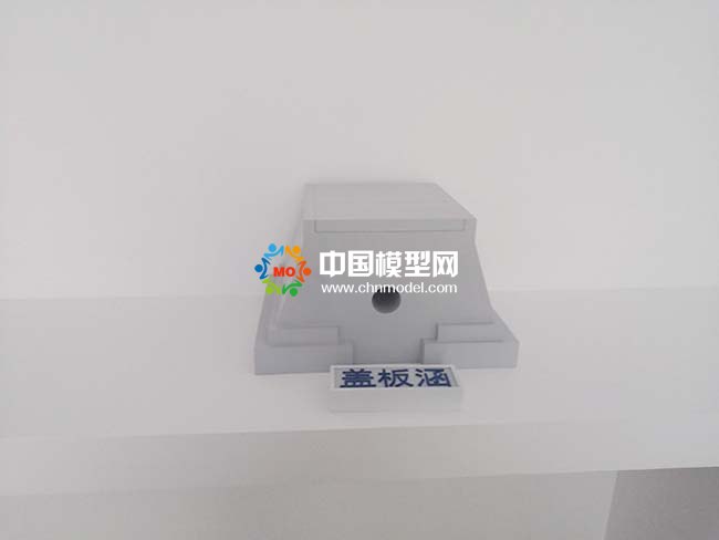 橋梁預(yù)制梁施工工藝沙盤模型