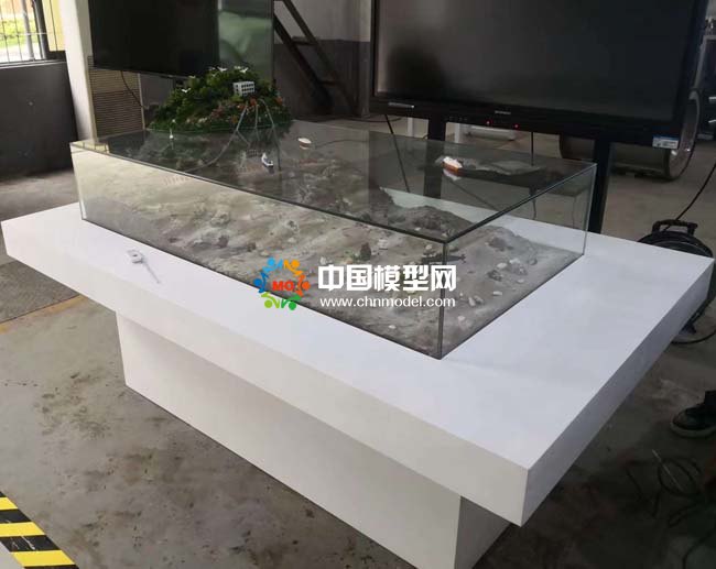 山洪泥石流防災(zāi)預(yù)警沙盤模型