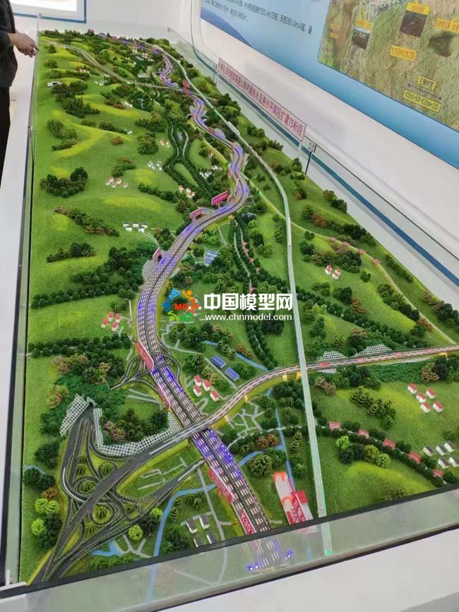 長深高速河惠段改擴(kuò)建項(xiàng)目T5標(biāo)沙盤模型